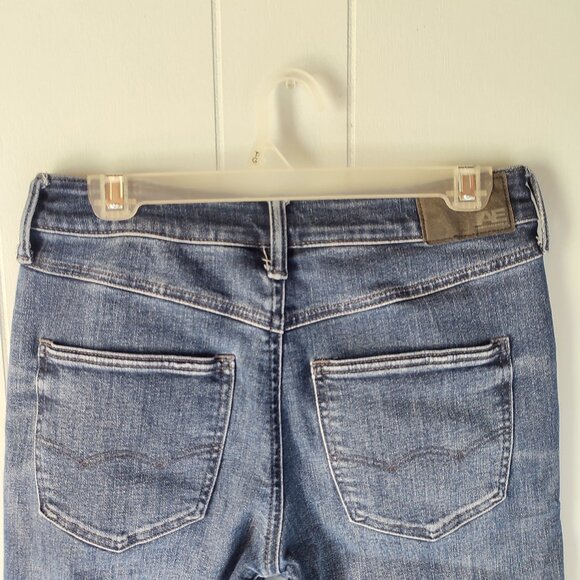 Medium Dark Wash American Eagle Outfitters Airflex+ Jeans Size 28 x 30 - Picture 5 of 11